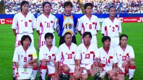 玫瑰碗的盛夏绝唱——26年前那场定义时代的点球决战